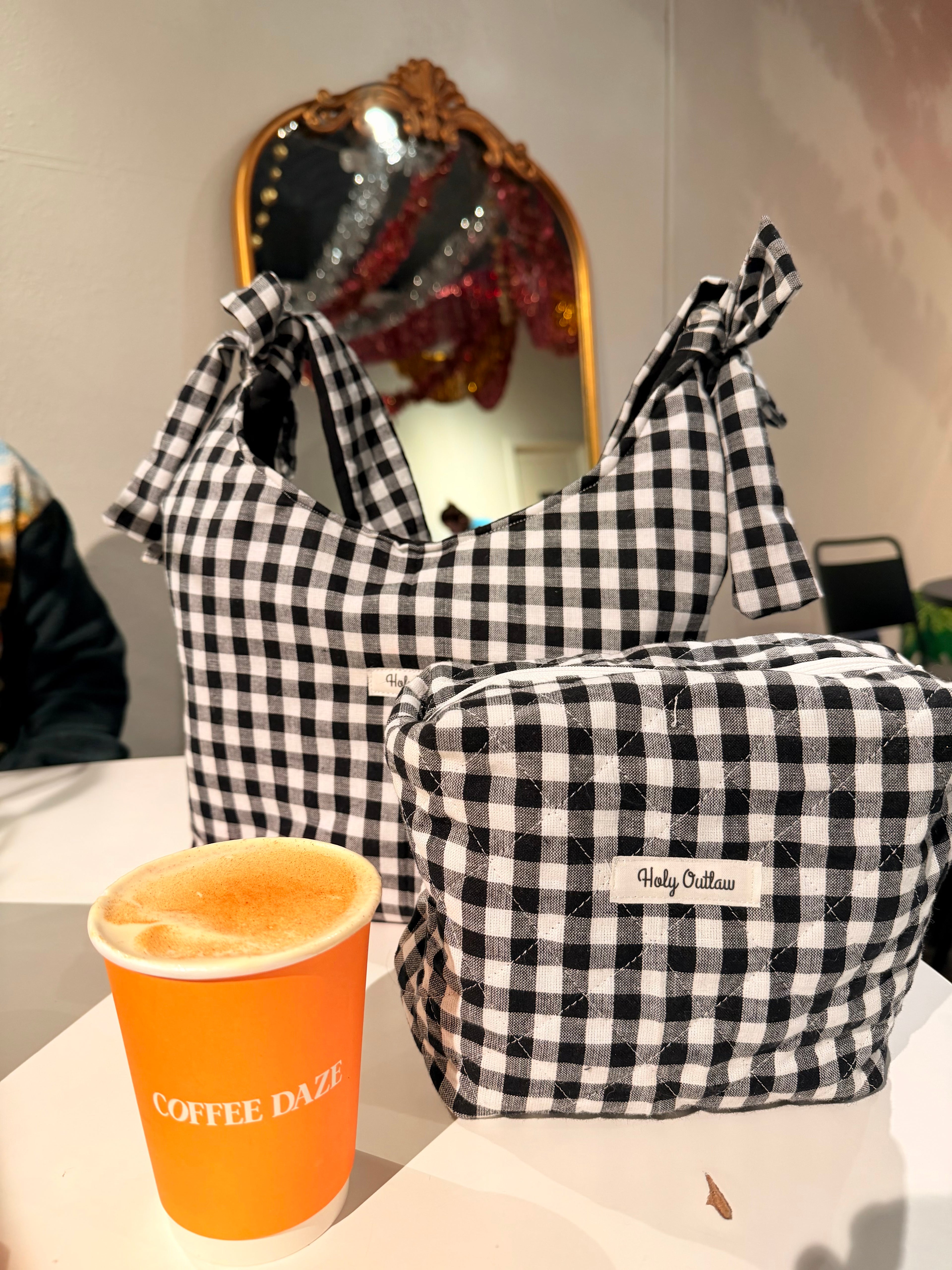 Makeup pouch