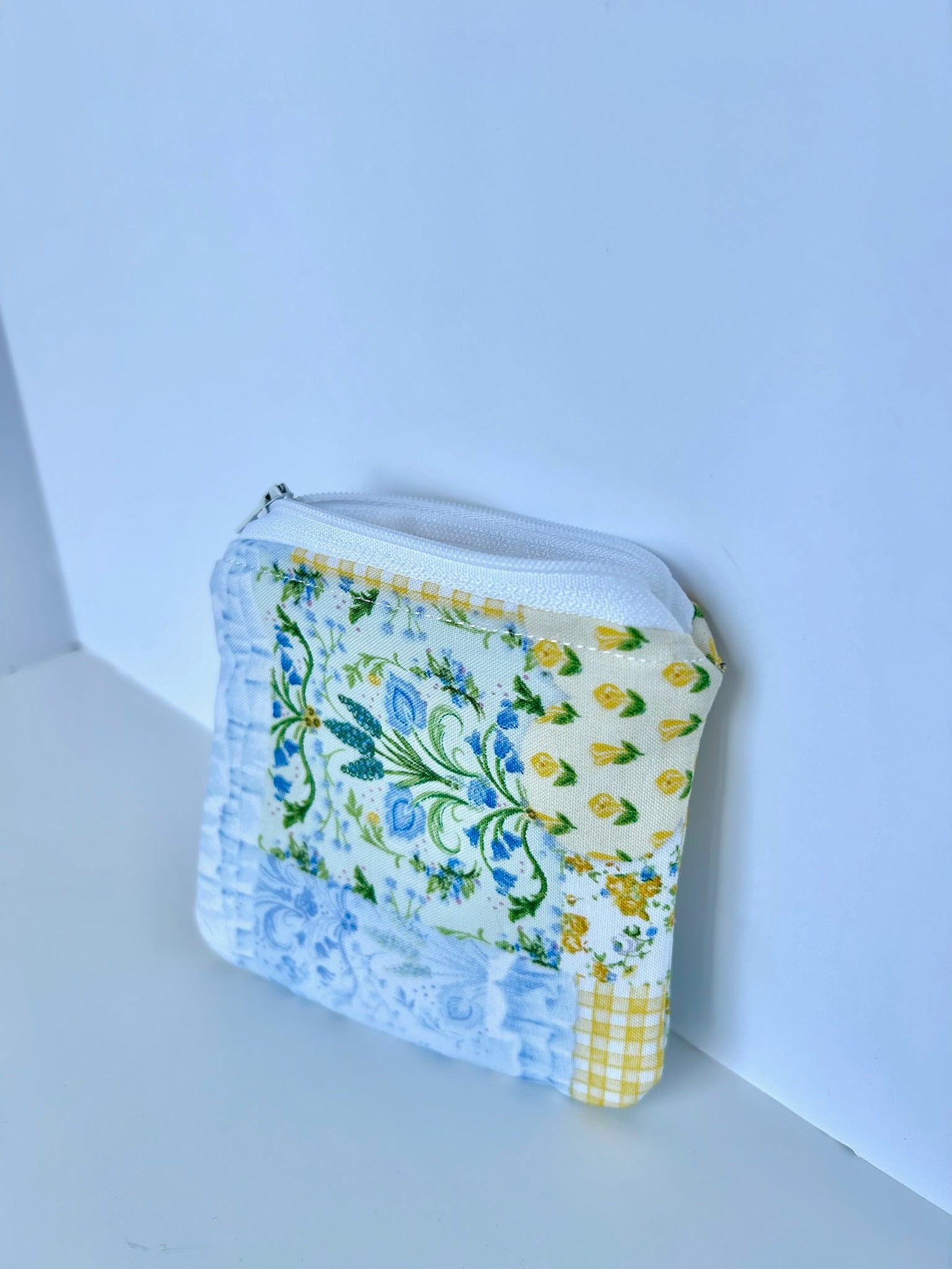 Patchworks Tulip Pouch