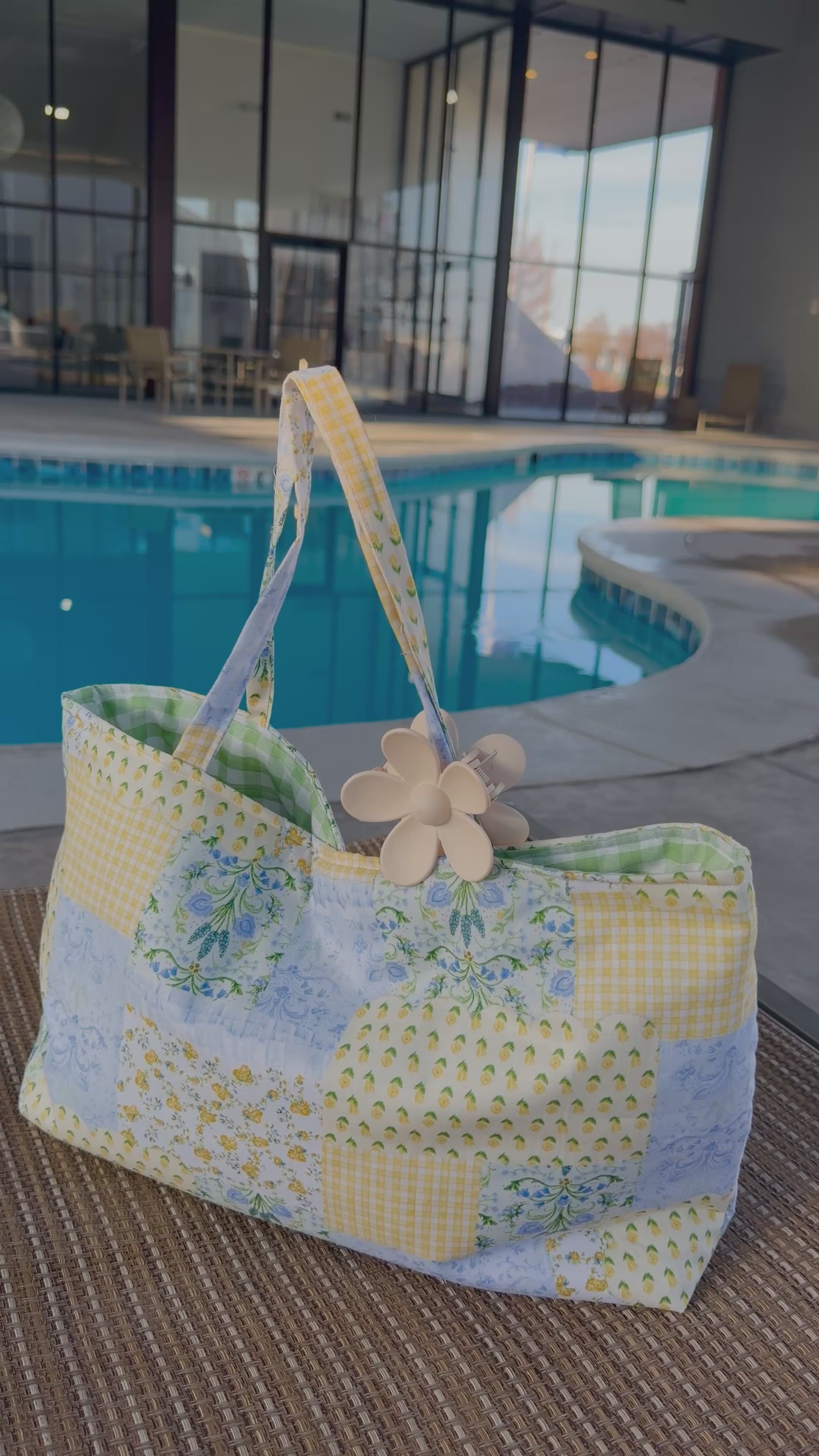Tulip Tote